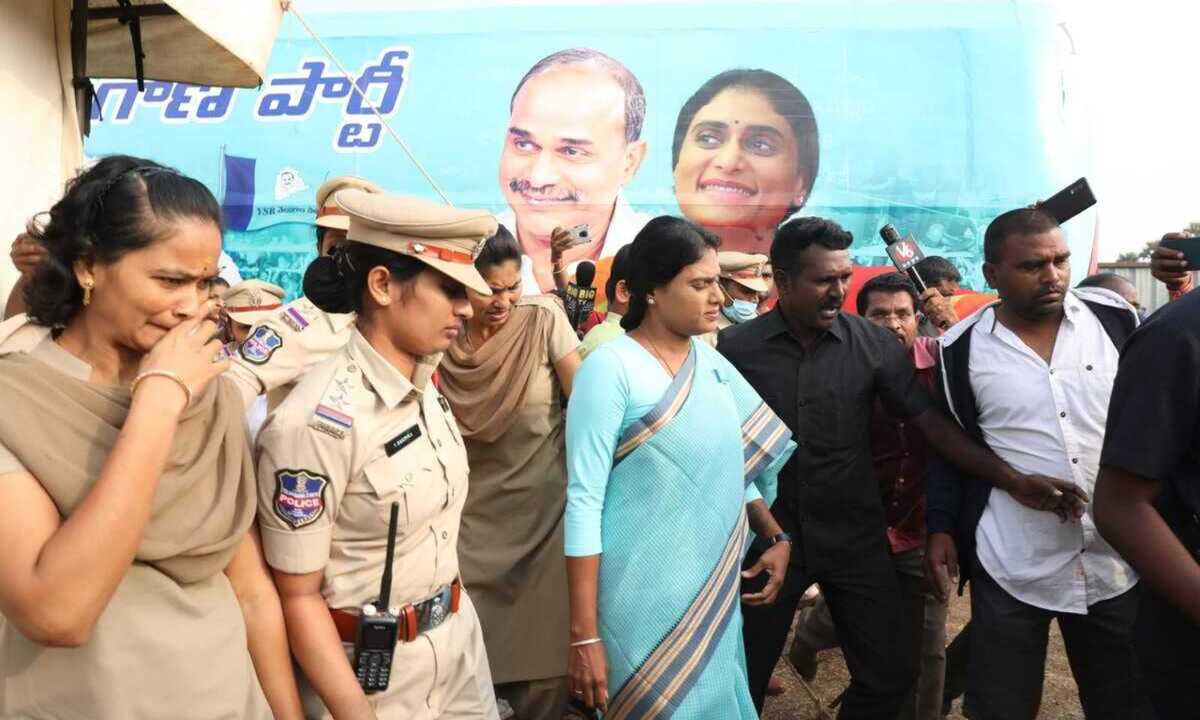 बीआरएस विधायक के खिलाफ अभद्र टिप्पणी के आरोप में शर्मिला गिरफ्तार